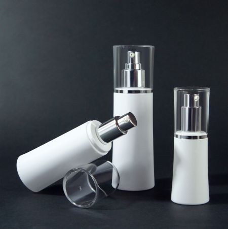 Bouteille cosmétique ovale en PETG - Capuchon incliné - Bouteille de lotion cylindrique en PETG