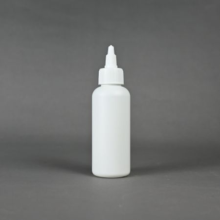 Bouteilles de 100 ml avec bouchons à bec verseur